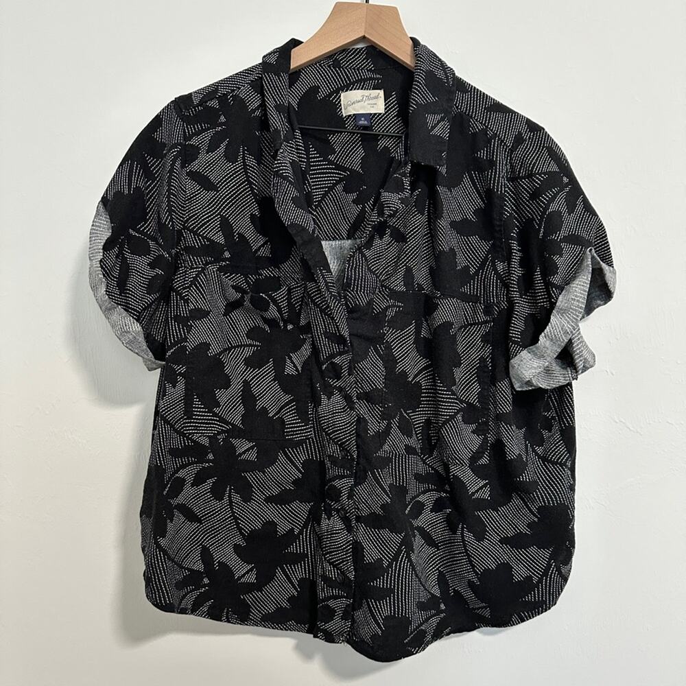 Universal Thread Linen Shirt XL